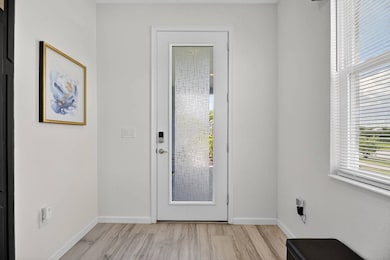 325 Shore Crab Way, Apollo Beach, FL 33572 - photo 4