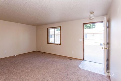 1417 Holly St, Nampa, ID 83686 - photo 5