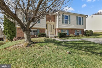 9420 Seven Courts Dr, Nottingham, MD 21236 - photo 3