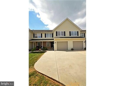 1447 Mohr Cir unit 66, Macungie, PA 18062 - photo 2