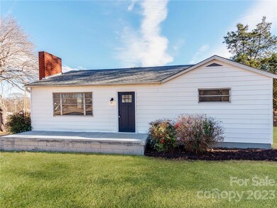 1907 Lynnwood Dr, Statesville, NC 28677 - photo 3