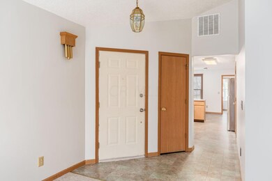 2095 Waymont Road, Columbus, OH 43229