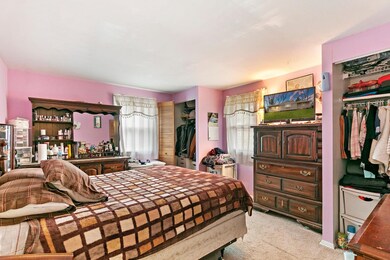 111 Mora Rd, Carpentersville, IL 60110 - photo 7