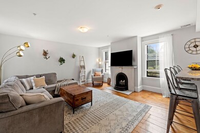 16 Summer St unit 4, Salem, MA 01970 - photo 4