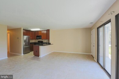 97 Ashlar Hill Ct, Parkville, MD 21234 - photo 5