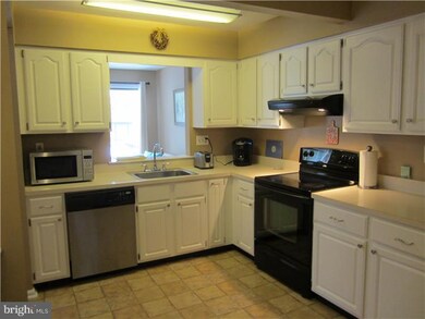 80 Trafalgar Rd unit 47, Doylestown, PA 18901 - photo 7