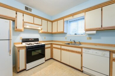 100 Merrimack Ave unit 9, Dracut, MA 01826 - photo 4