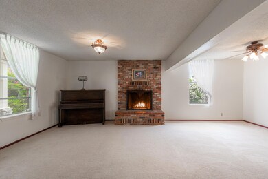 310 Shaw St Web-11