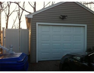 36 Fairhaven Dr, Indian Orchard, MA 01151 - photo 2