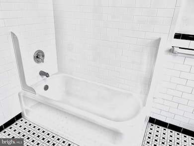 111 Chestnut Ave, Narberth, PA 19072 - photo 6