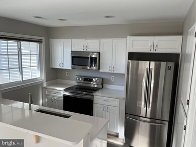 12905B Lee Jackson Memorial Hwy unit 12905B, Fairfax, VA 22033 - photo 5