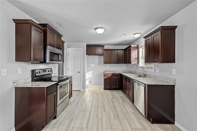 1481 Colonel Hawthorne Dr, Prairie Grove, AR 72753 - photo 6