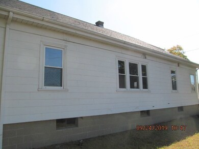 70 Sharon St, Cranston, RI 02910 - photo 4