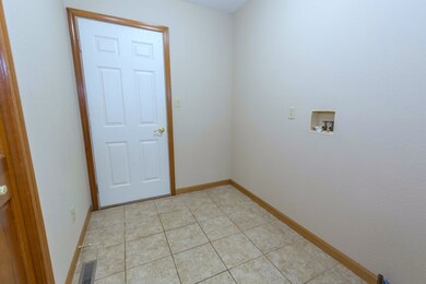 57030 Wedgefield Ct, Elkhart, IN 46516 - photo 7