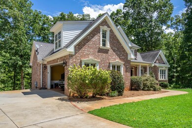 105 Chase Lane 1