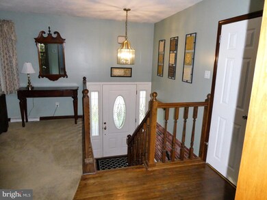 547 Lake Blvd, Lindenwold, NJ 08021 - photo 2