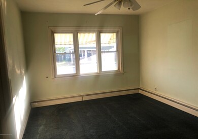 210 Center St, Taylor, PA 18517 - photo 5