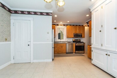 42 Highland St unit 1, Lowell, MA 01852 - photo 4