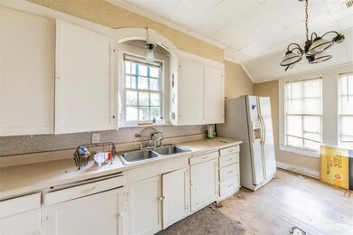 515 N Commerce St, Gainesville, TX 76240 - photo 6