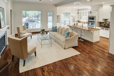 8323 Leafy Ln, Houston, TX 77055 - photo 3