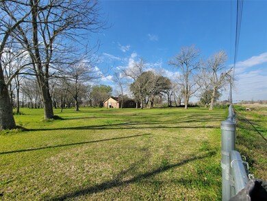 8022 Bailey Rd, Pearland, TX 77584 - photo 2