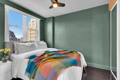 The Vermeer unit 14L, New York, NY 10011 - photo 6