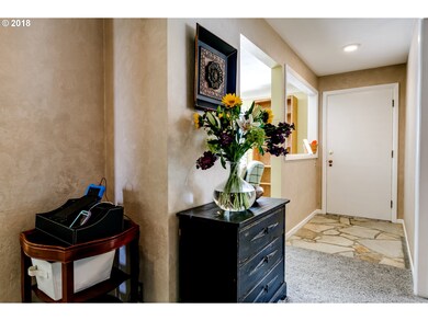 Entrance/Foyer
