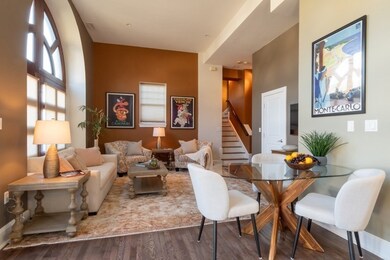 182 Walnut St unit 1, Wellesley Hills, MA 02481 - photo 2