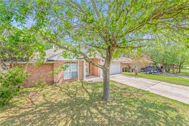 1717 Laura Ln unit CS, College Station, TX 77840 - photo 2