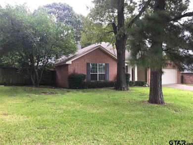 916 916 Joel Dr, Tyler, TX 75703 - photo 2