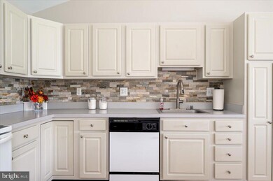 2023 Rudy Serra Dr unit 3D, Sykesville, MD 21784 - photo 6