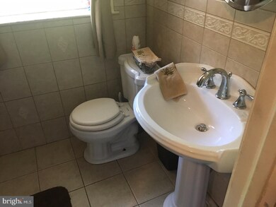 7870 Beverly Blvd, Upper Darby, PA 19082 - photo 7