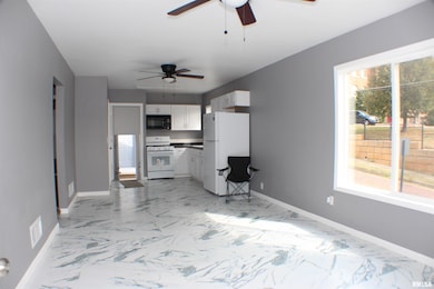 2122 E 12th St, Davenport, IA 52803 - photo 2