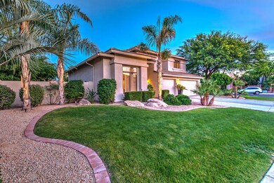 783 W Honey Suckle Dr-8