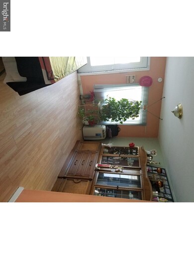 1337 Birch St, Reading, PA 19604 - photo 5