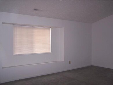 629 Cembra Dr, Greenwood, IN 46143 - photo 7