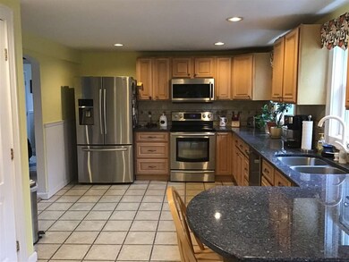 194 Stone Crest Ave, White River Junction, VT 05001 - photo 5