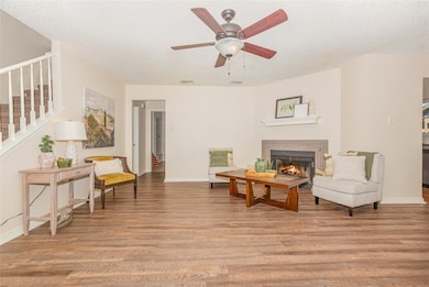 404 Nita Ln, Euless, TX 76040 - photo 3