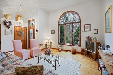 102 Concours Ln, Hawley, PA 18428 - photo 6