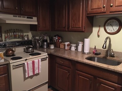 156 Quincy Shore Dr unit 68, Quincy, MA 02171 - photo 3