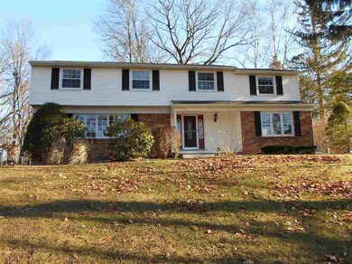 8 Tieman Rd, Schenectady, NY 12302 - photo 2