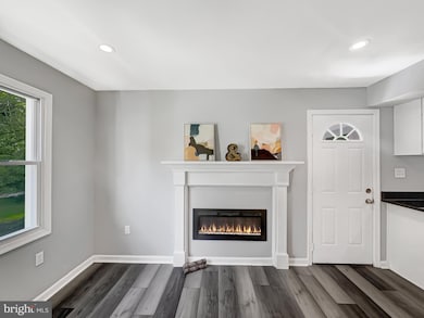 11236 Mccubbin Ave, Upper Falls, MD 21156 - photo 4