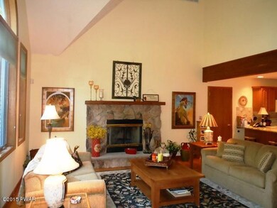 305 Forest Dr, Blooming Grove, PA 18428 - photo 5