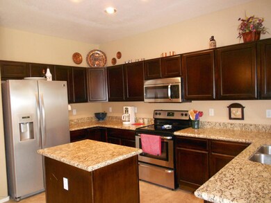 2366 N Pyrite unit II, Mesa, AZ 85207 - photo 2