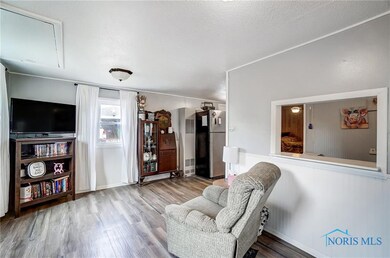 24443 W 3rd St, Grand Rapids, OH 43522 - photo 5