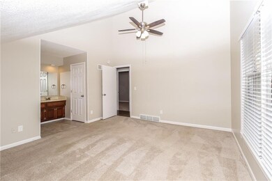 6908 Parkhill Ct, Shawnee, KS 66216 - photo 7