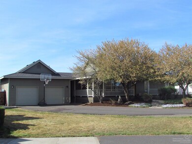 20865 Dione Way, Bend, OR 97701 - photo 3