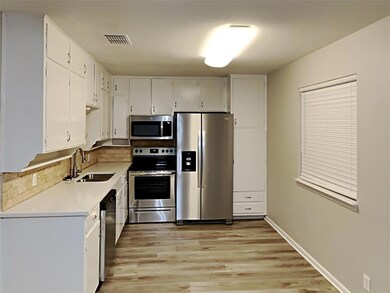 1133 Norwood Dr, Hurst, TX 76053 - photo 5