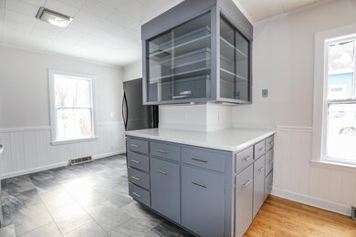 9.5 Washington St, Concord, NH 03301 - photo 2