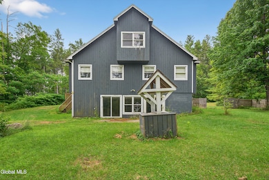 543 Middle Grove Rd, Middle Grove, NY 12850 - photo 3